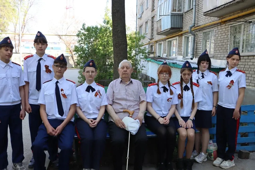 В тёплый майский день, 7 мая, сердца юных патриотов из 7 «Д» казачьего кадетского и 7 «А» юнармейско