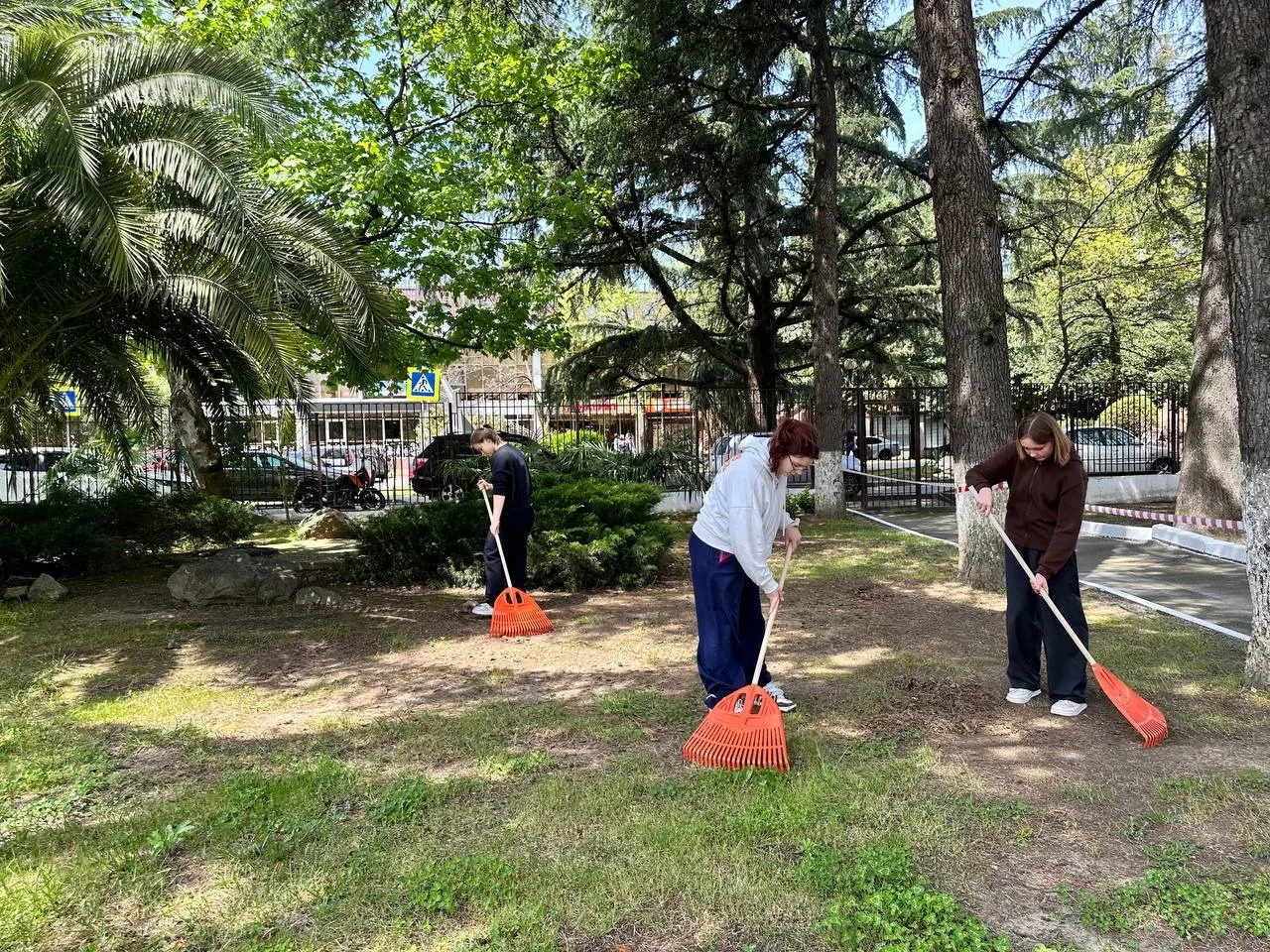 1 мая ПРАЗДНИК ВЕСНЫ и ТРУДА 🌿  Субботник – это добрая традиция, объединяющая всех неравнодушных.   