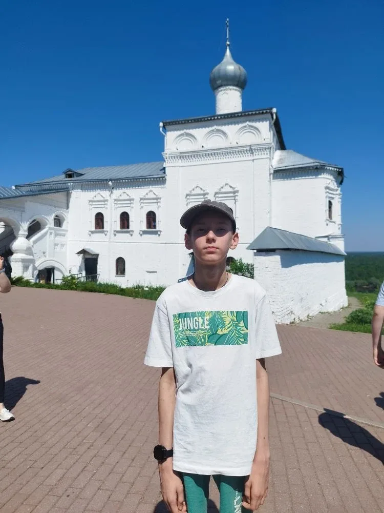 В ГОСТИ К ЦАРЮ ГОРОХУ!  2⃣2⃣ мая 2⃣0⃣2⃣6⃣года учащиеся 5 "В" класса с классным руководителем  Гладки