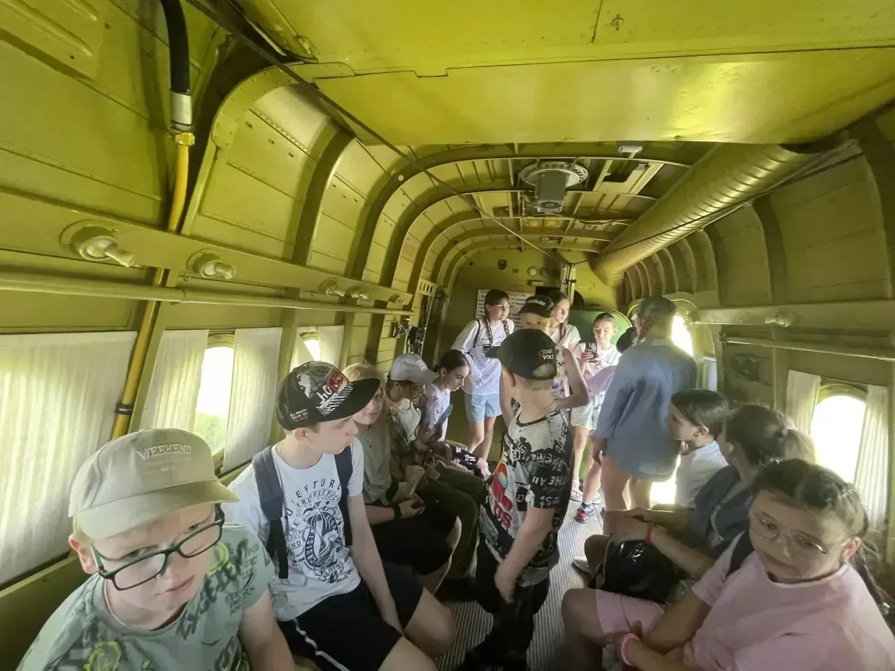✈️БОГОРОДСК. АЭРОДРОМ  🗓️ 2⃣1⃣МАЯ2⃣0⃣2⃣6⃣ года ученики 5 М-1 класса вместе с классным руководителем 