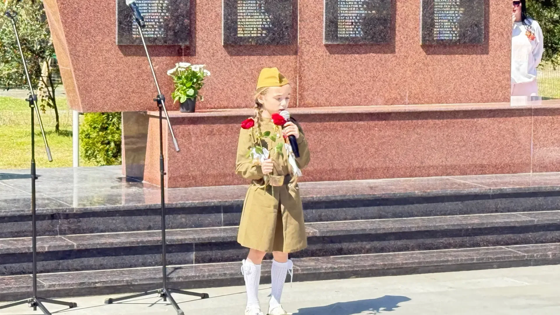 10 мая — день тишины после Великого праздника.  День, когда страна уже встретила Победу, но ещё долг
