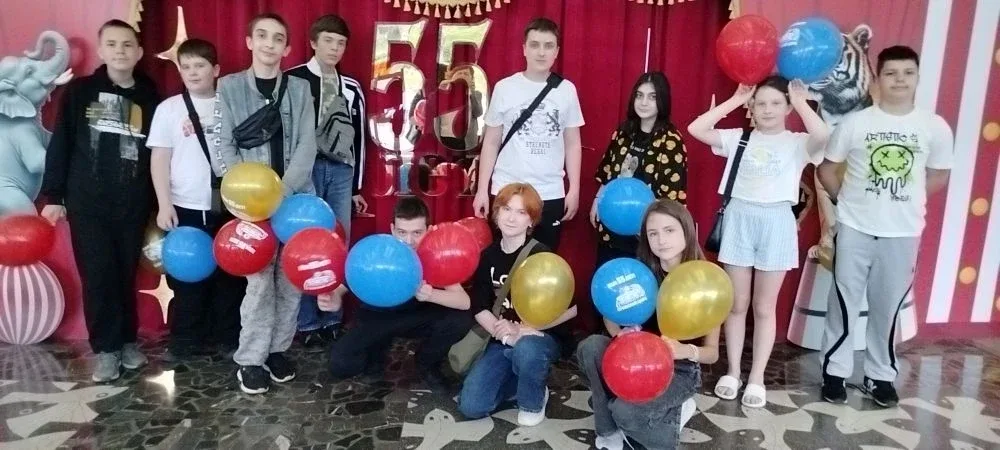 Обучающиеся гимназии №9 (1 корпус) посетили Инклюзивный фестиваль циркового искусства «Обыкновенное 