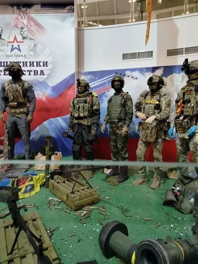 Поздравляем с наступающим Днём Победы!🔥♥️  В преддверии великого праздника, Дня Победы, ученики 9А, 