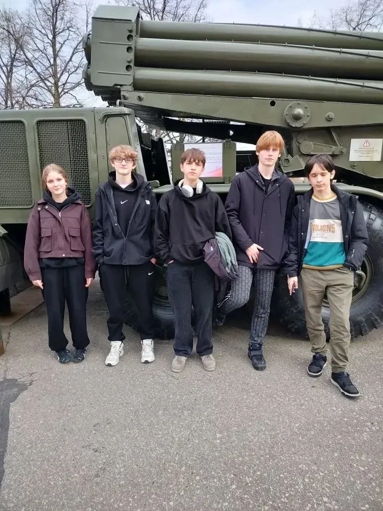 Поздравляем с наступающим Днём Победы!🔥♥️  В преддверии великого праздника, Дня Победы, ученики 9А, 