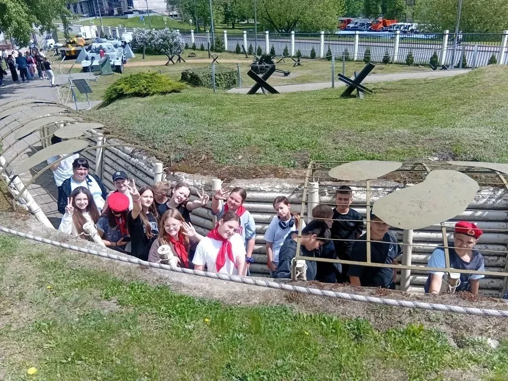 Путешествие пятиклассников на Поезде Победы. Начался маршрут из города Воронежа, где ребят встретили