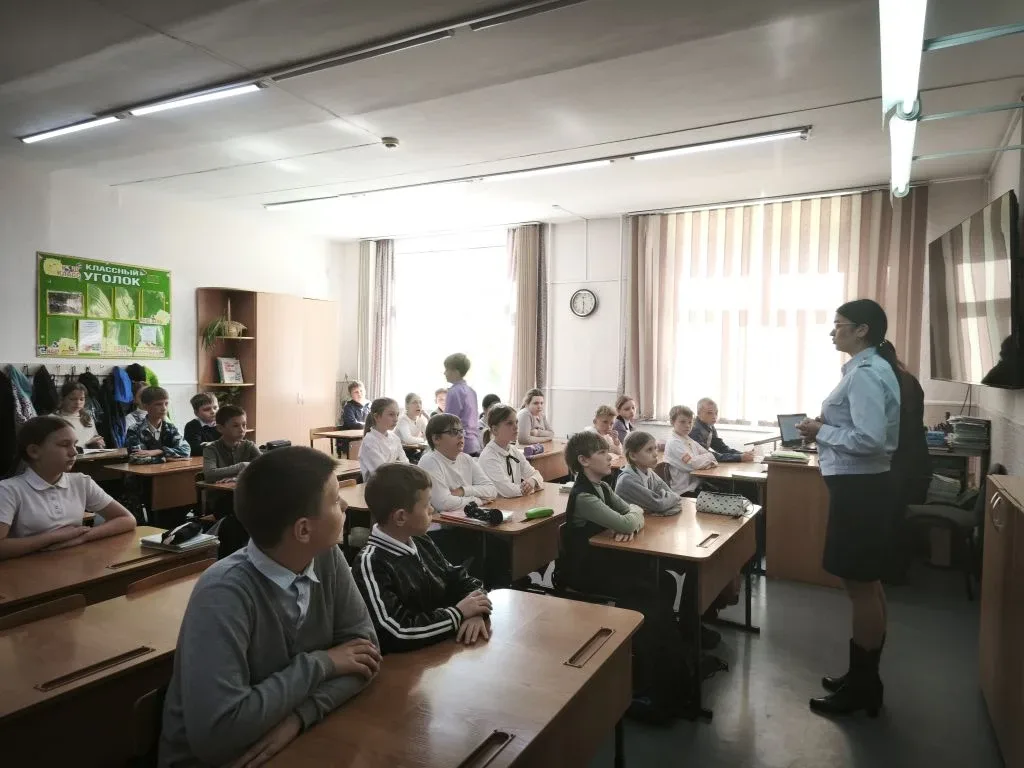 📍Сегодня  для учащихся 4,5 классов были проведены профилактические беседы по безопасности на дорогах