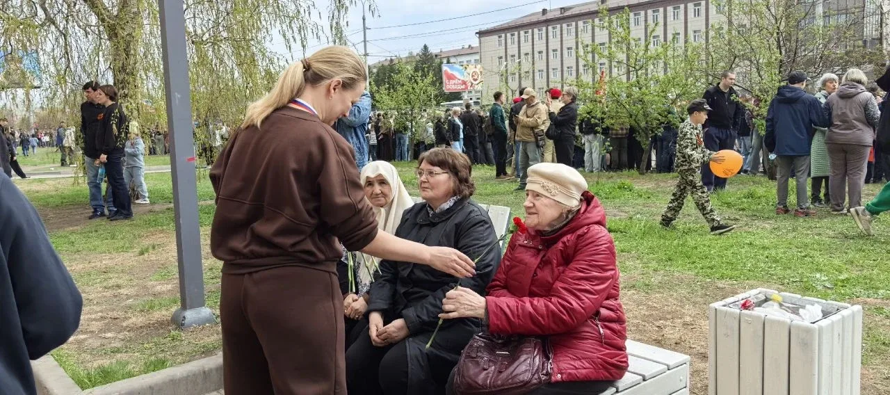 9 Мая — день нашей гордости и памяти! 🇷🇺 Сегодня коллектив педагогов МАОУ СШ №16 провел этот великий