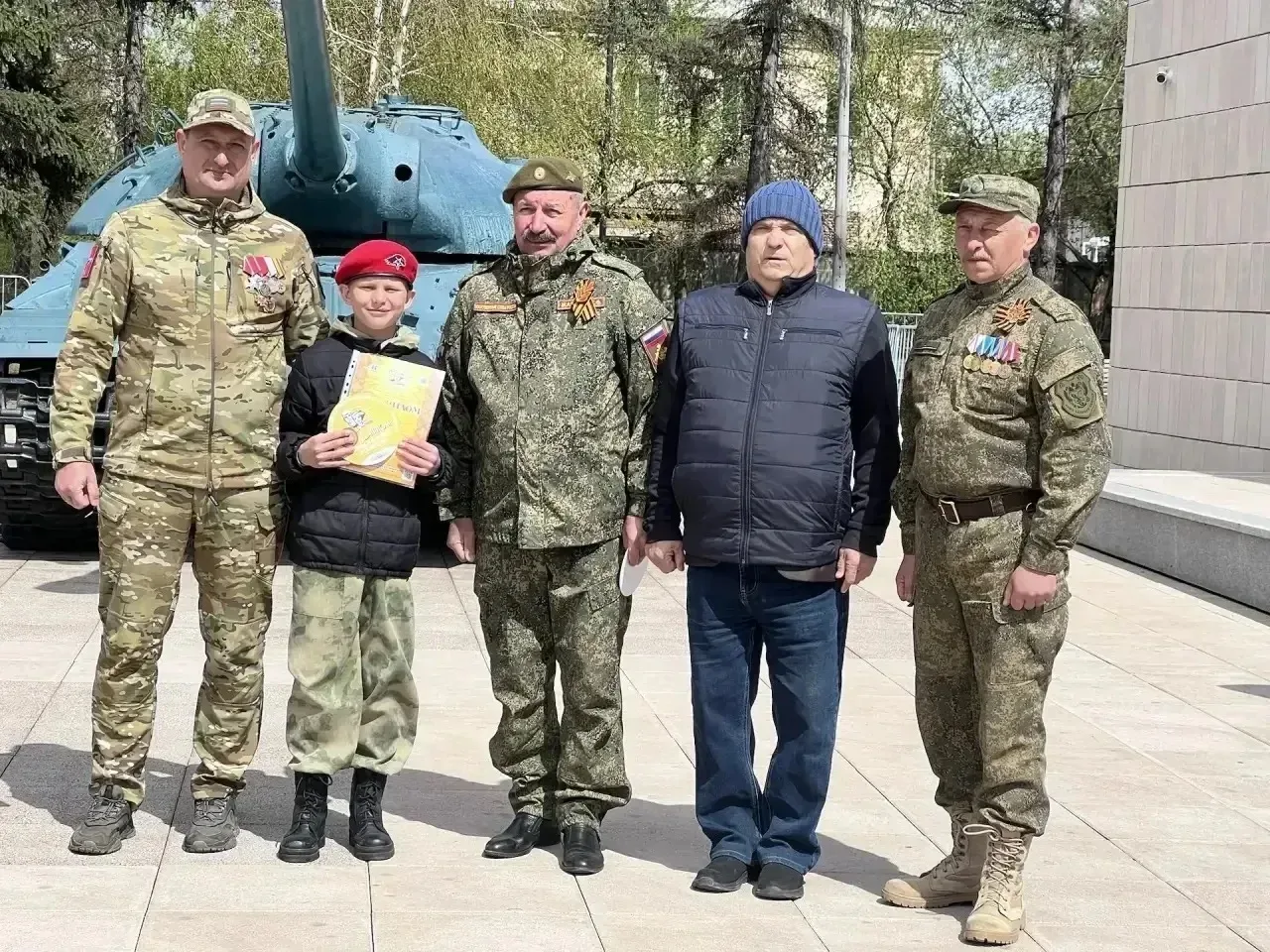 🔥🔥🔥Поздравляем команду юнармейцев нашего Комплекса, отряд «Покровский Горизонт»!  12 мая на Площади 