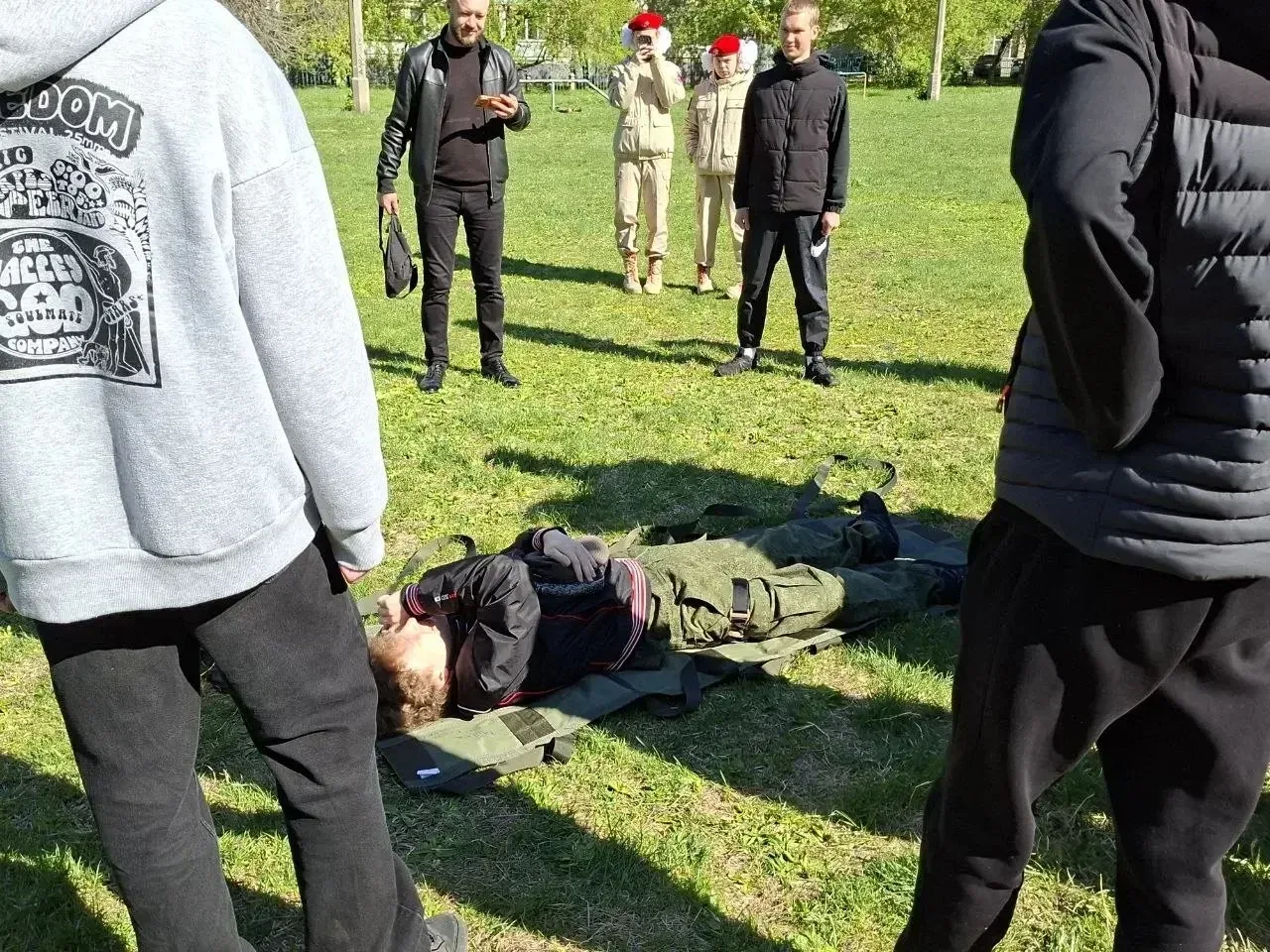 Сегодня для наших десятиклассников прошли военные сборы. Это было замечательно!