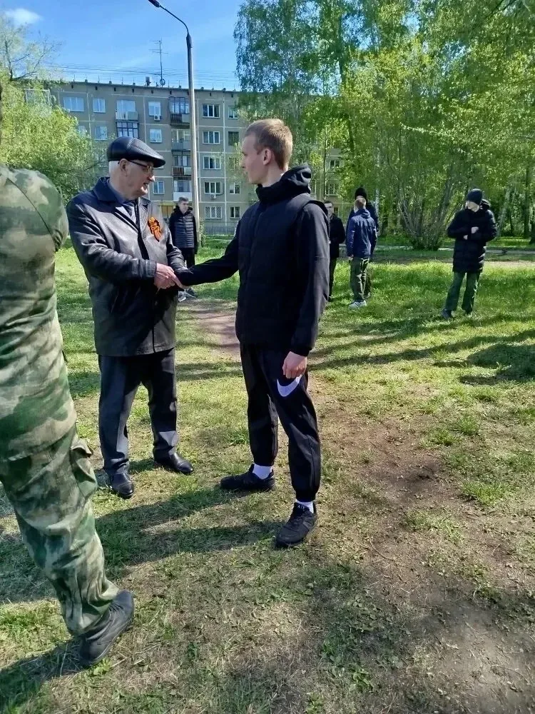 Сегодня для наших десятиклассников прошли военные сборы. Это было замечательно!