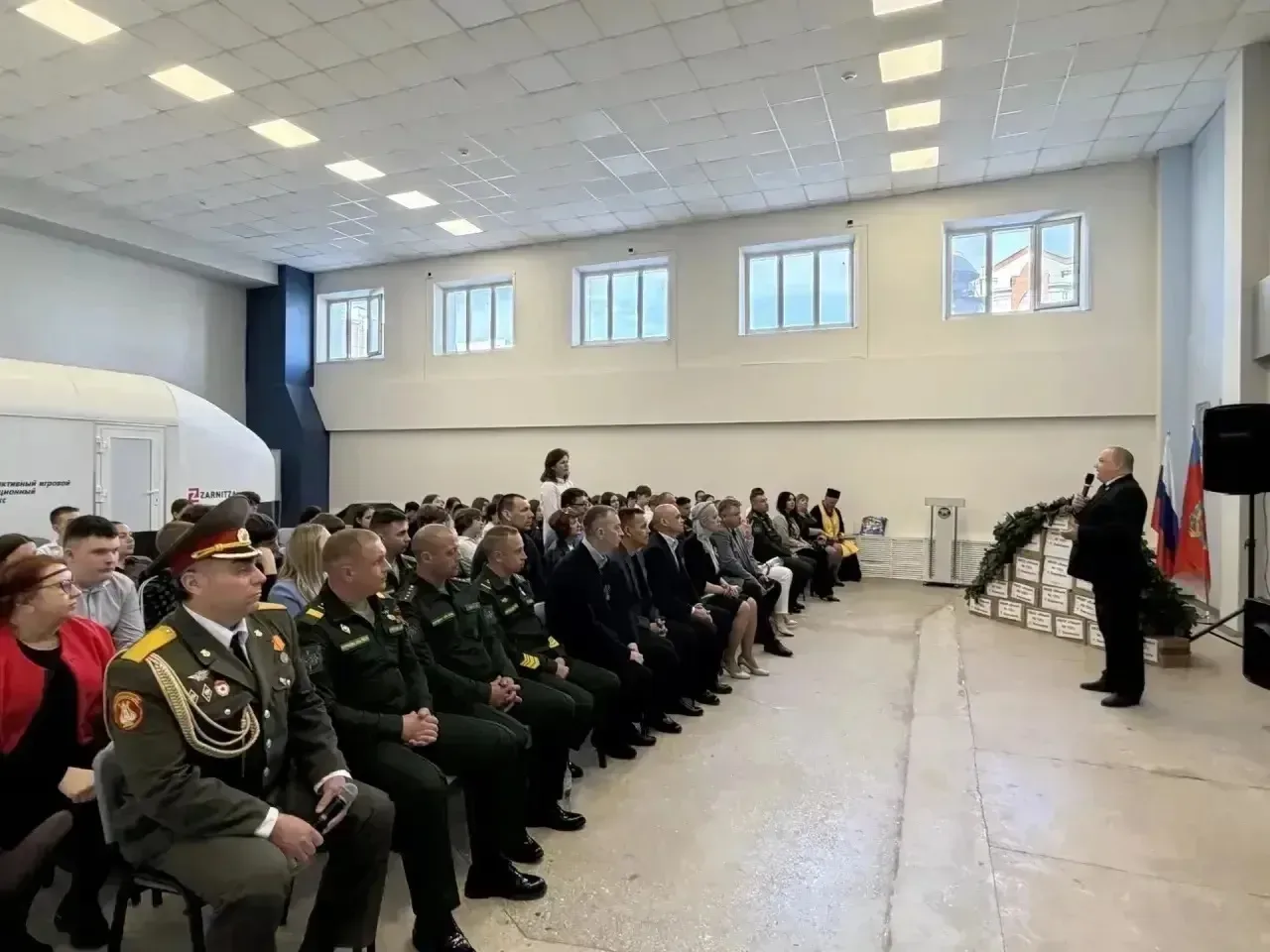19 мая на базе  МБОУ «Лицей № 122» состоялось торжественное мероприятие, посвященное настоящим героя