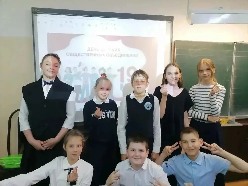 19 мая в СССР официально отмечался праздник пионерского движения. Праздник носил официальное названи