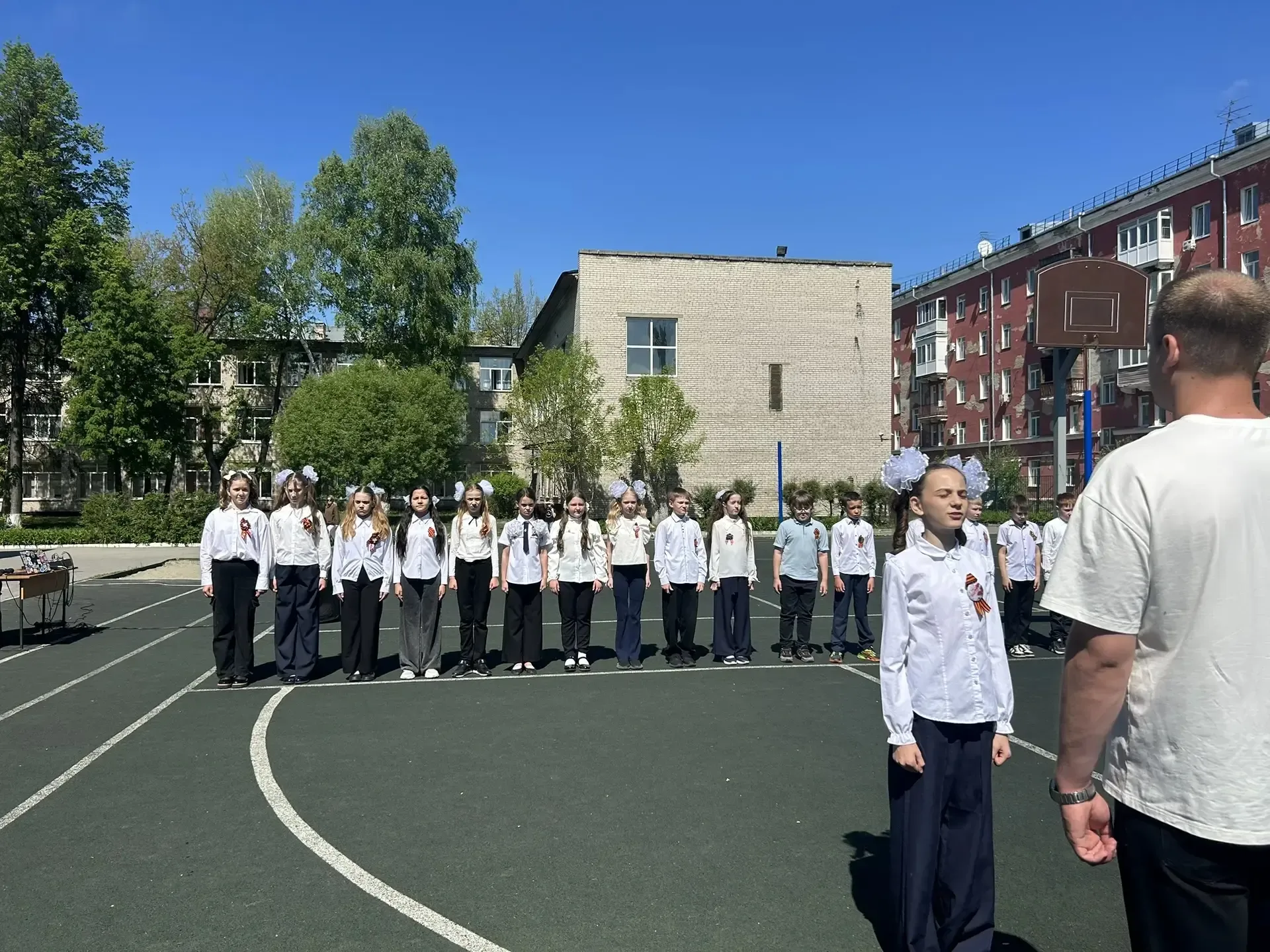 В преддверии Дня Победы наша школа превратилась в площадку для настоящих маленьких героев! 🇷🇺 Прошел