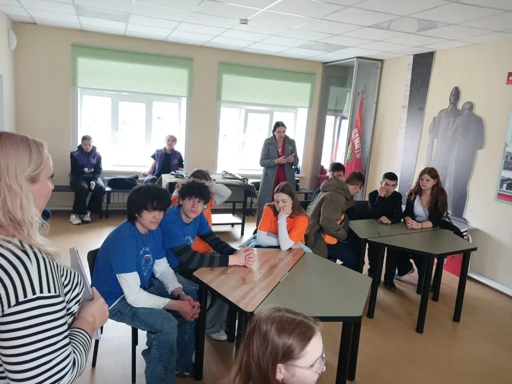 📆 16 мая команда нашей школы, добровольческий отряд "Медвежата", приняла участие в городской историк