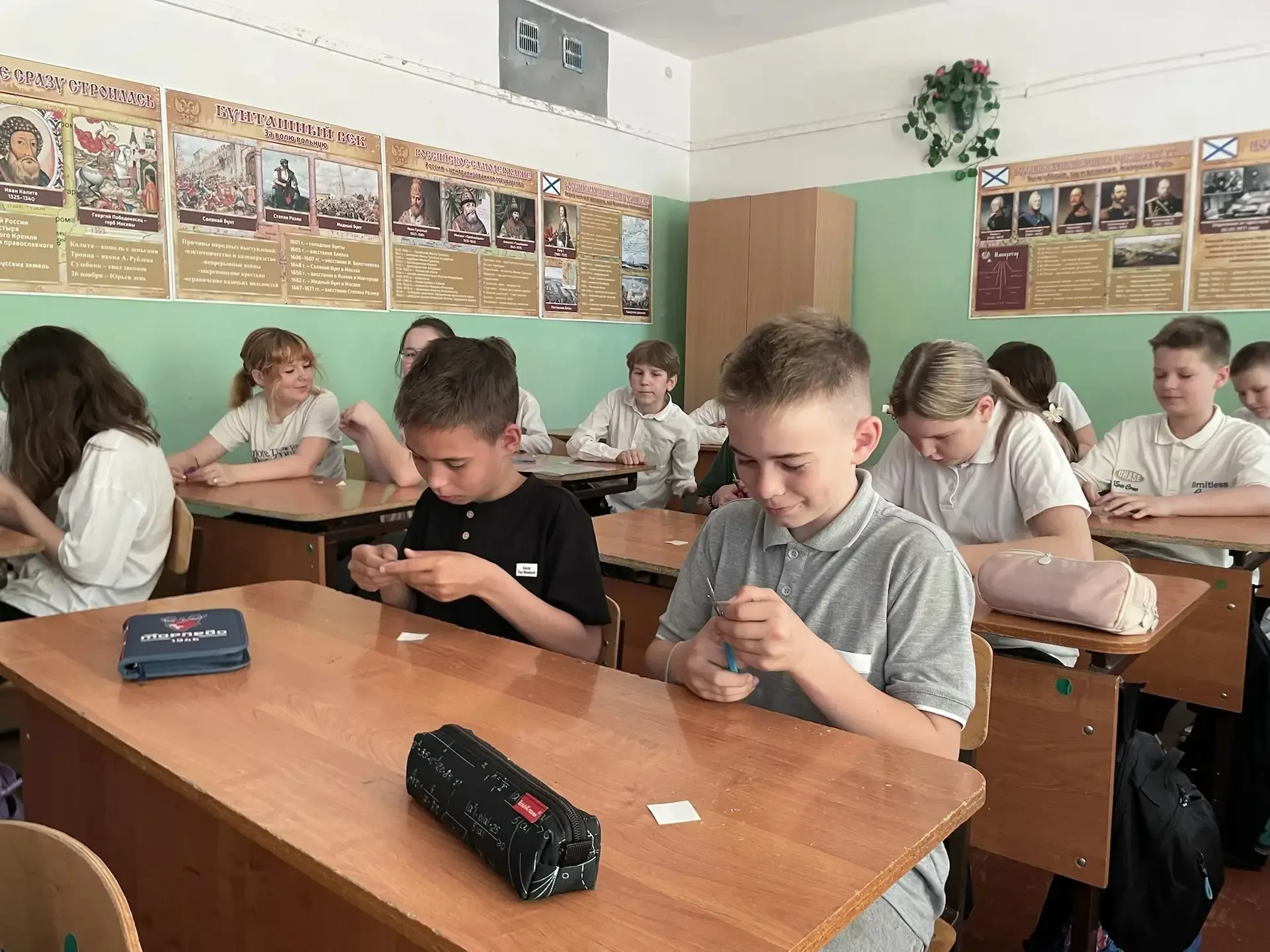 🚦 Безопасное лето: учимся правилам дорожного движения весело и творчески! 🚦  Этим летом безопасность