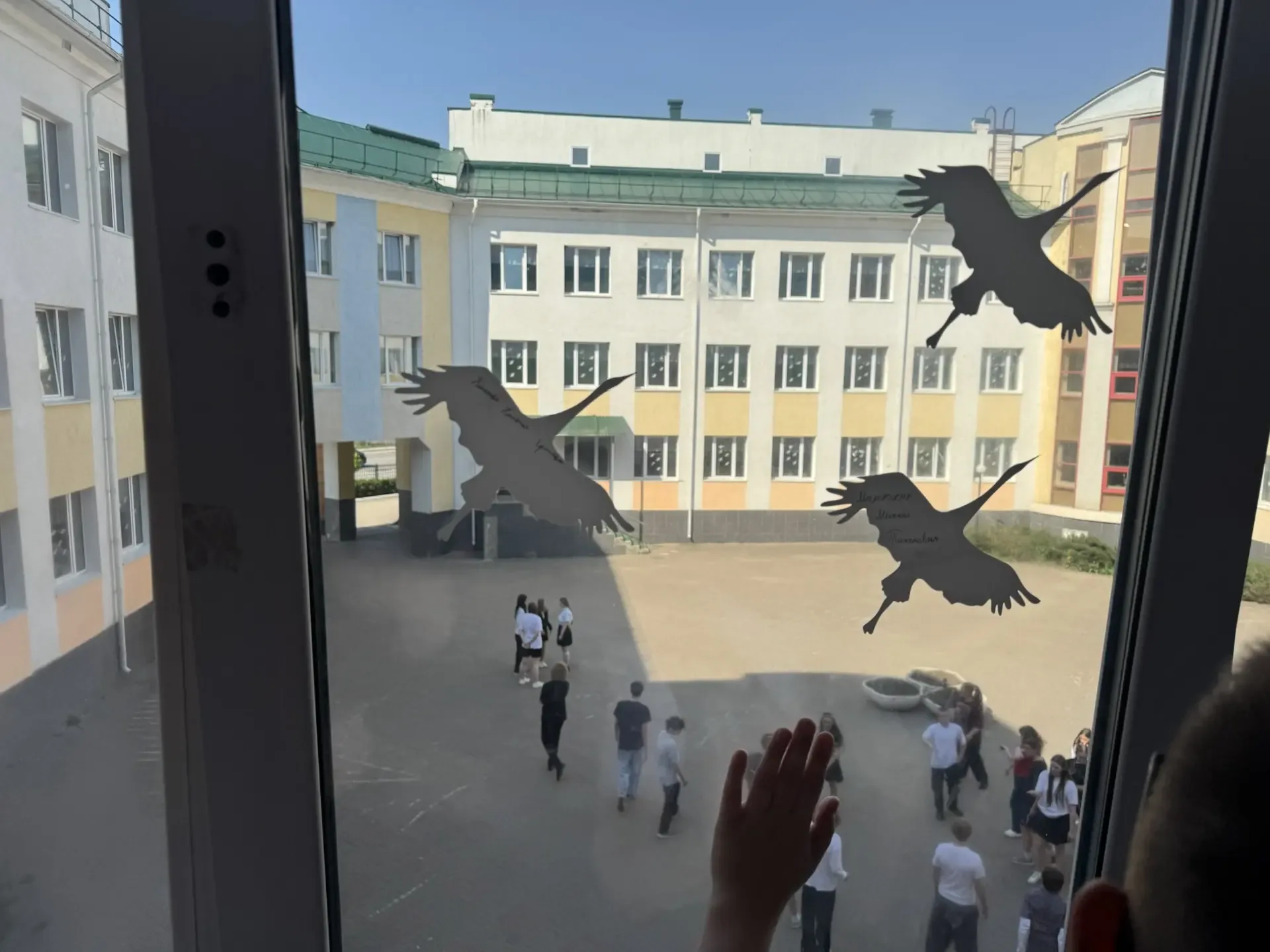 📢 Акция «Журавли Победы 2026»  Ученики нашей школы приняли участие в акции «Журавли Победы», наклеил