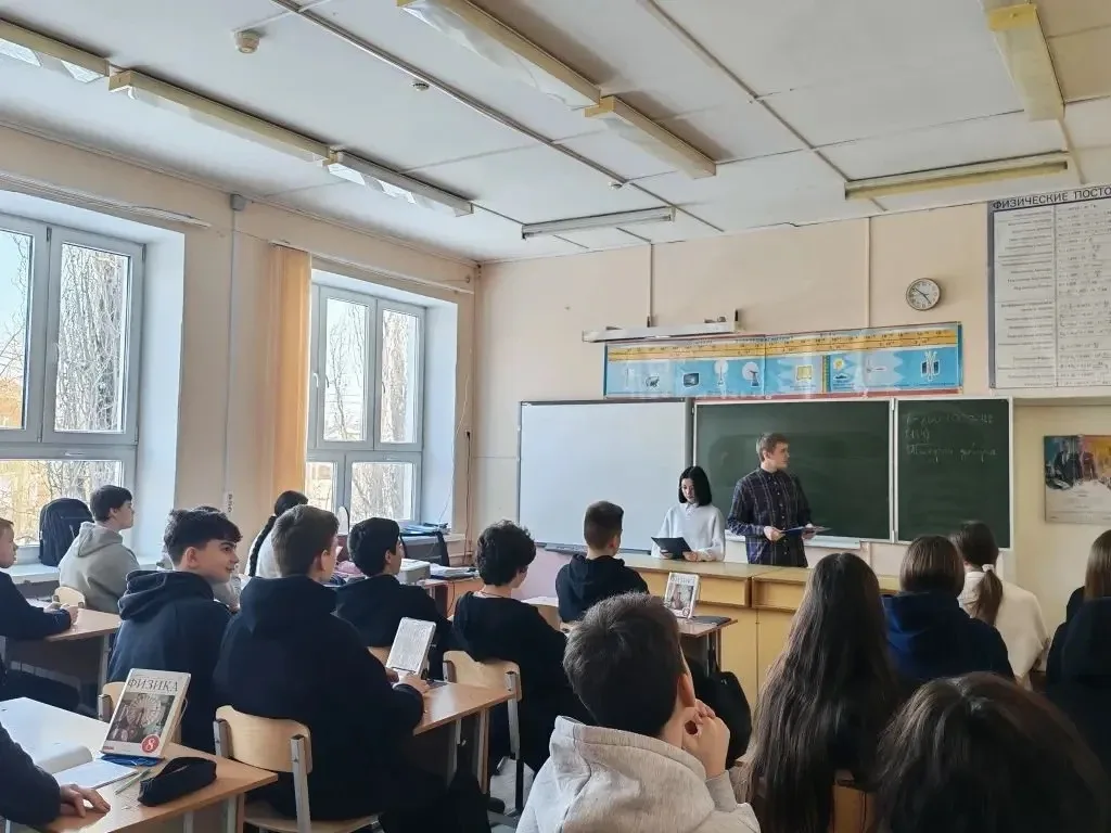 ☀️ 17 мая — Международный день детского телефона доверия! 📞Это важный день, который напоминает каждо