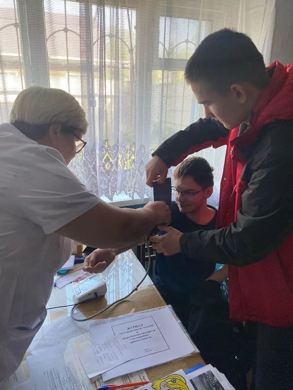 🎉 День медицинских сестёр: благодарность и новые знания!  👩‍⚕️12 мая отмечается Международный день м