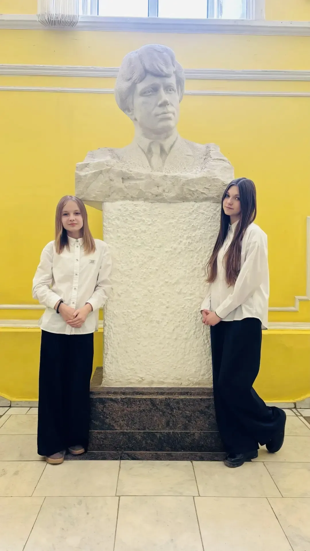 🧮 Гордость школы: математический успех 6А!  Знакомьтесь с нашими звёздочками!  📊 Ученицы 6 «А» класс