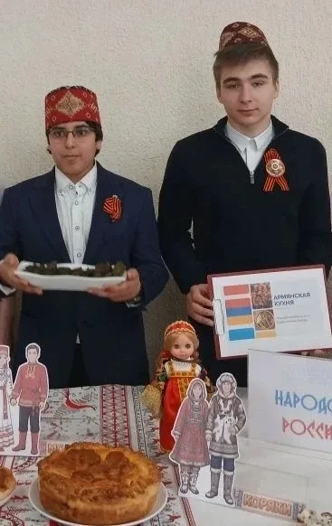 В рамках Года единства народов России в нашей  школе прошла Неделя культуры народов России.  На прот