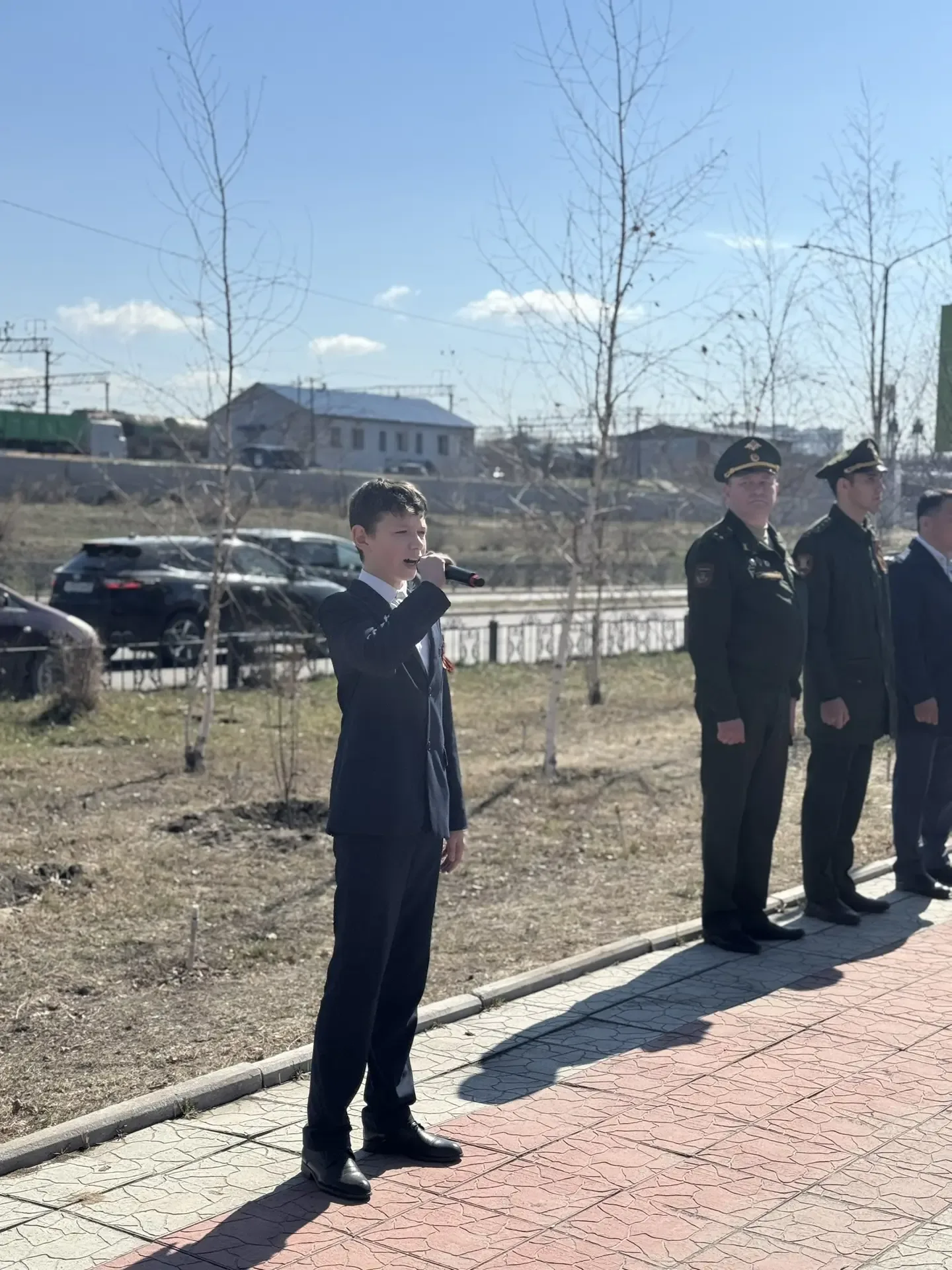 🚴‍♂️🇷🇺 Сегодня коллектив Гимназии №33 принял участие в городском Велопробеге, посвящённом празднован