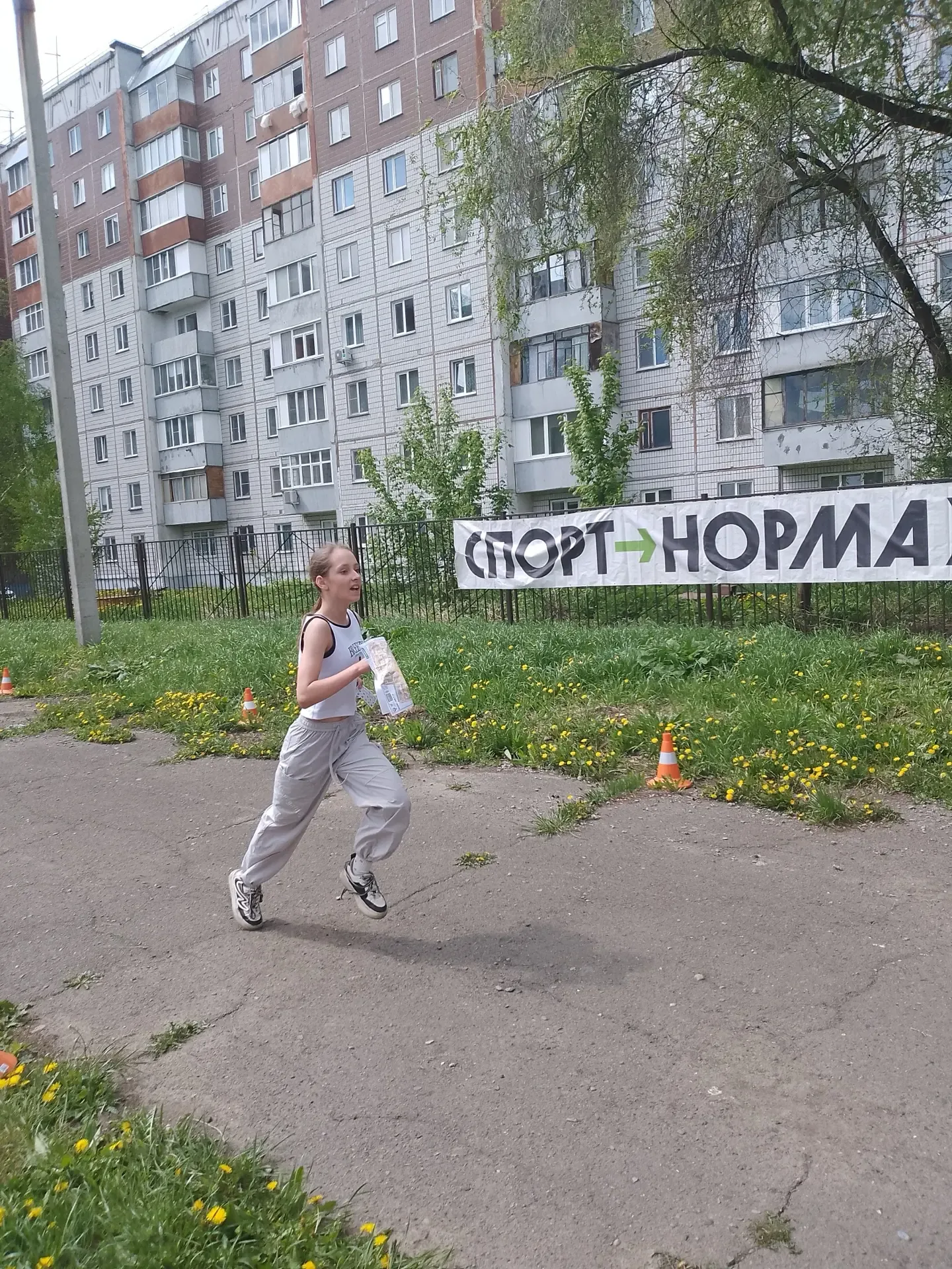 16 мая наша команда приняла участие во «Всероссийском Азимуте» на базе МБОУ «СОШ № 117» в Мизюлинско