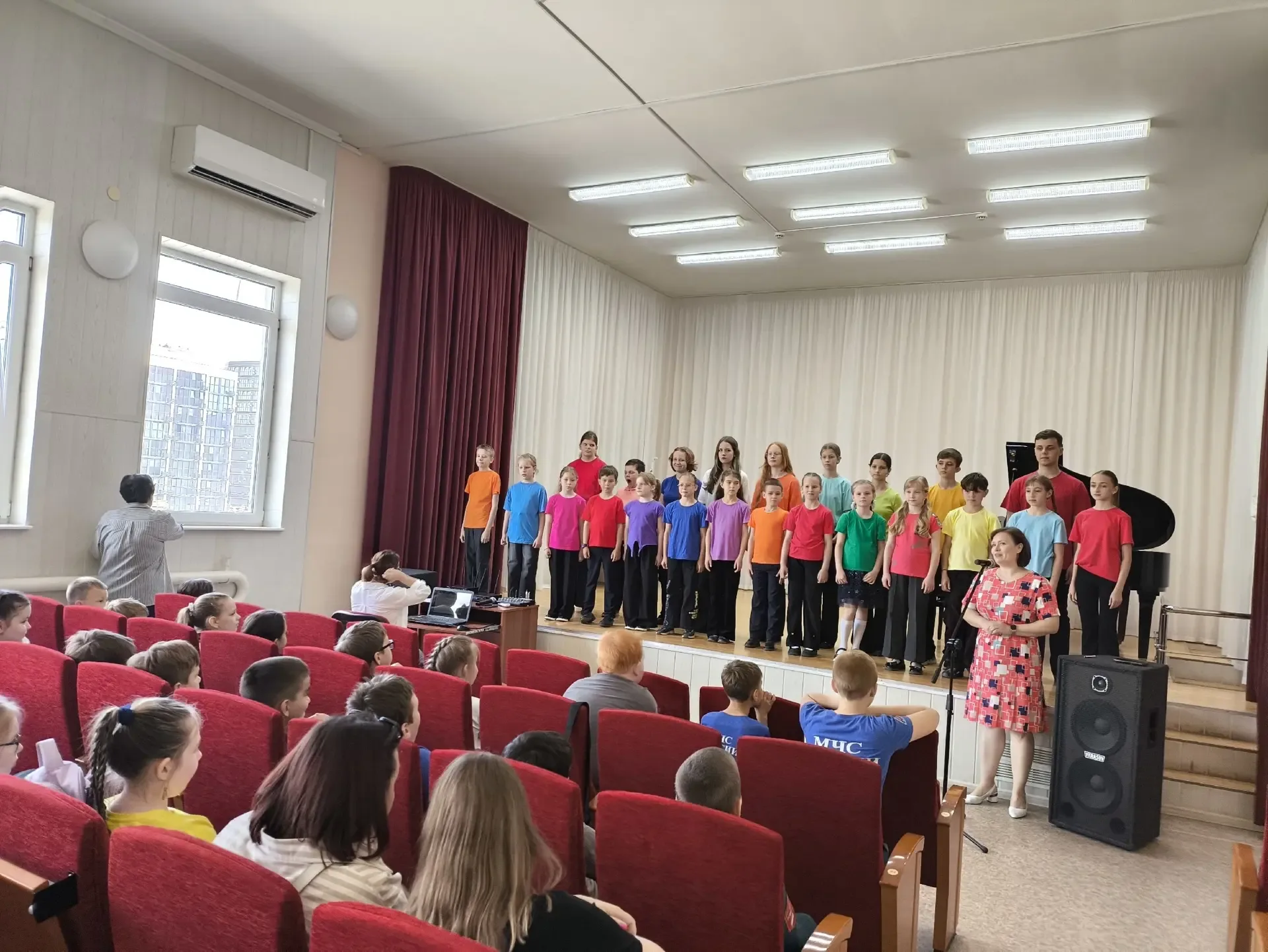 Кадеты #МОУСШ81 на концерте в ДМШ № 8  Кадеты #МОУСШ81 посетили концерт, посвящённый 9 мая. Он прошё