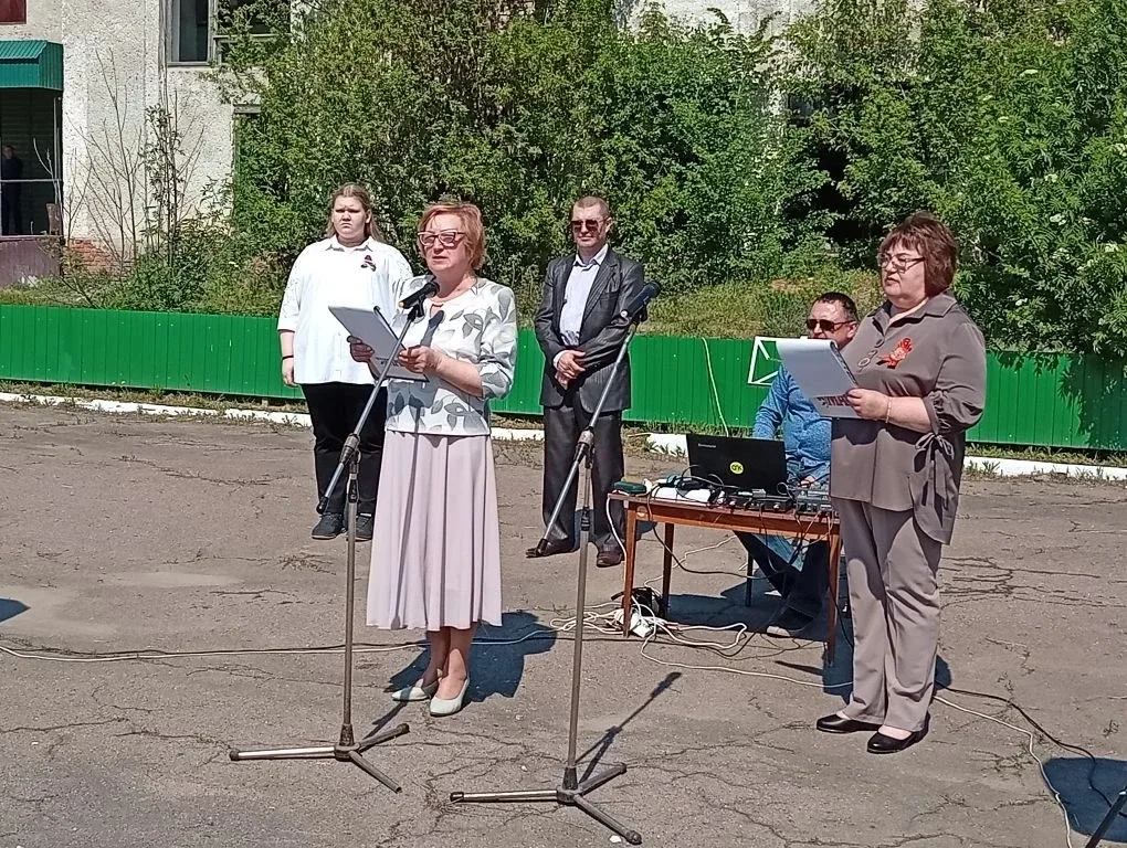 🇷🇺 Герои живут в нашей памяти!  В День Победы в селе Ширяево Калачеевского района прошёл торжественн