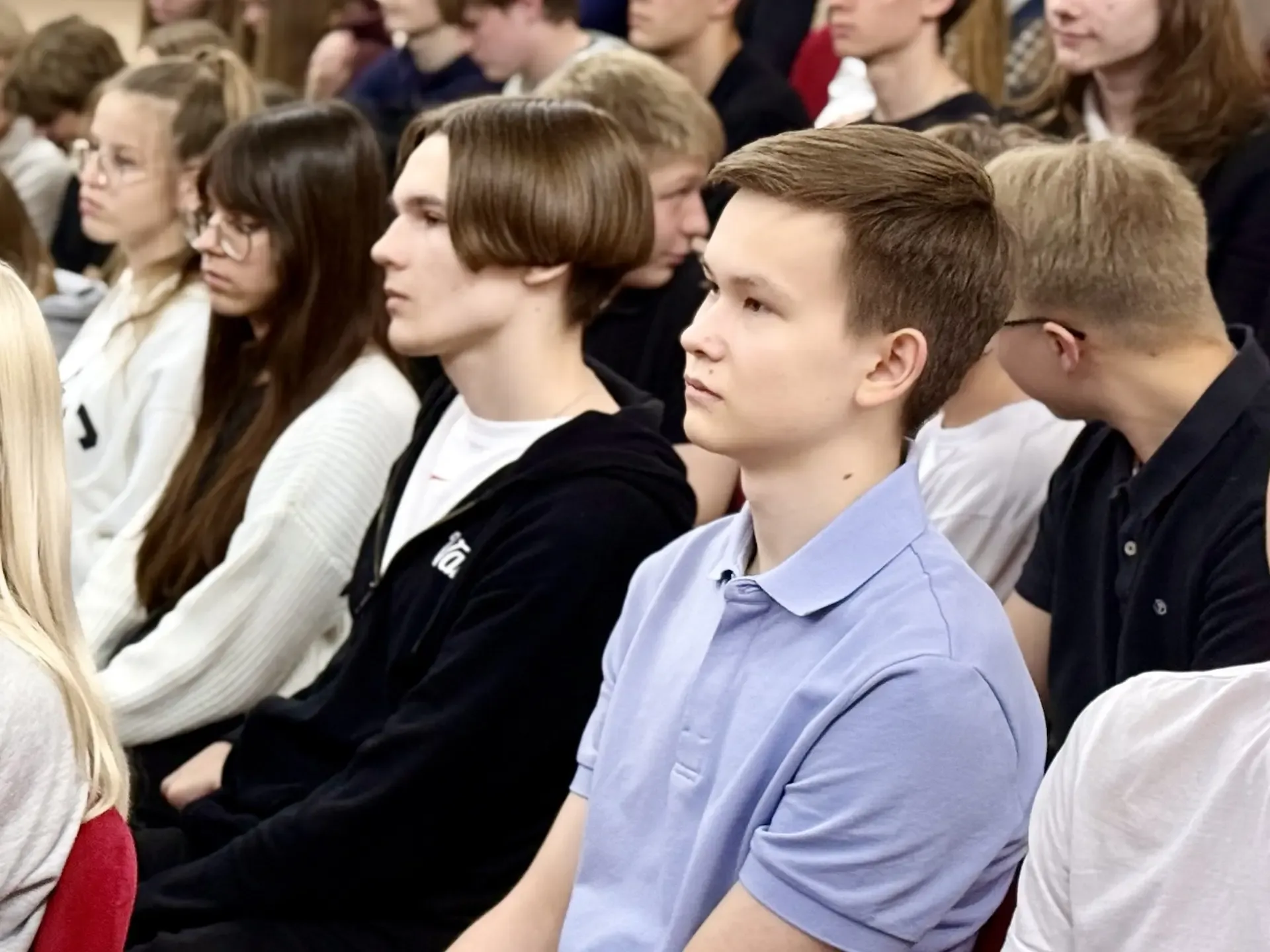 🗓️13 МАЯ | ПРОФОРИЕНТАЦИЯ | Встреча с представителями МЧС России в школе! 👩‍🚒👨‍🚒  Сегодня для ученик