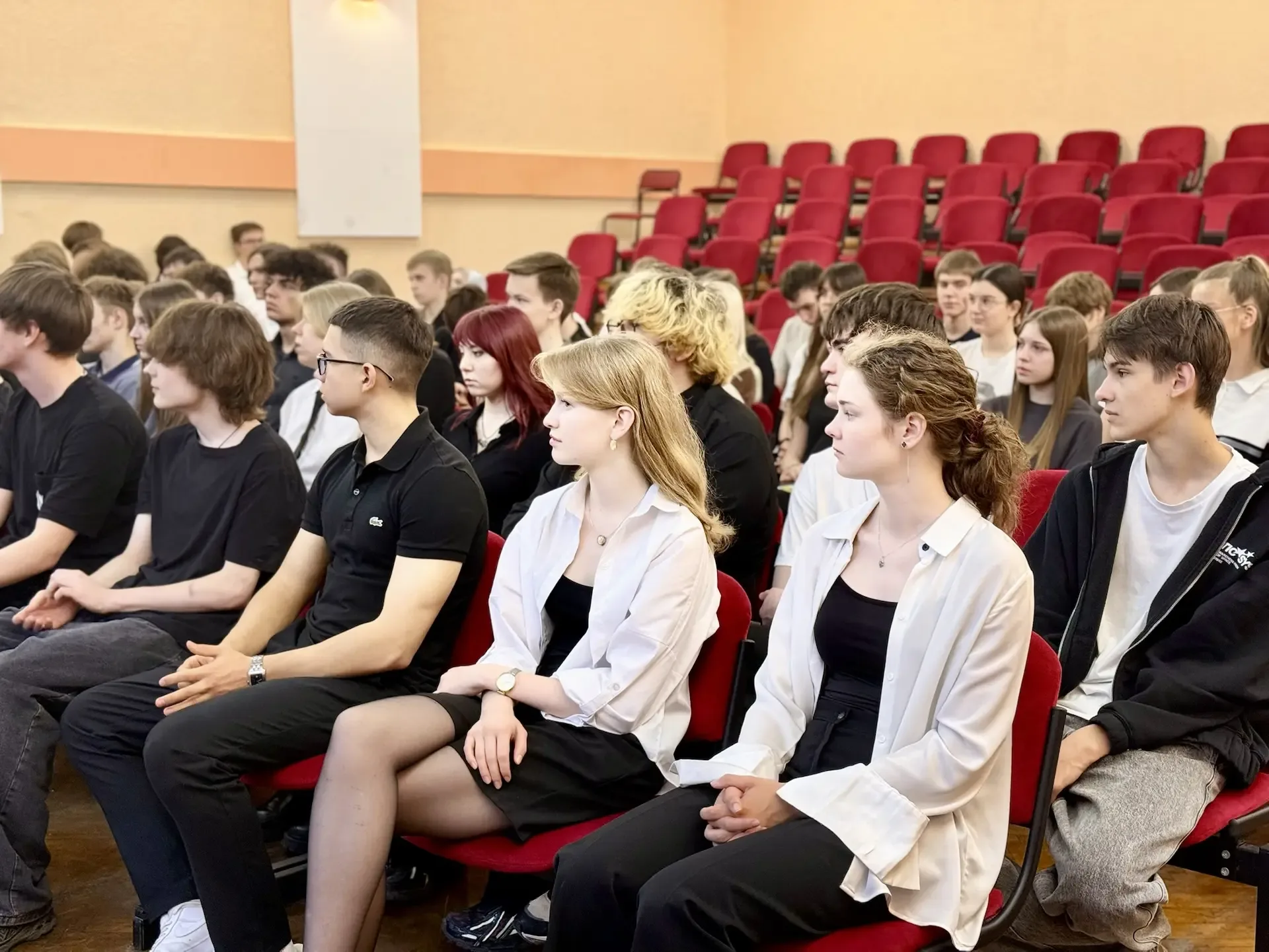 🗓️7 МАЯ | ПРОФИЛАКТИКА ПРАВОНАРУШЕНИЙ | Сообщи, где торгуют смертью: важный разговор о будущем! 🚫💊  