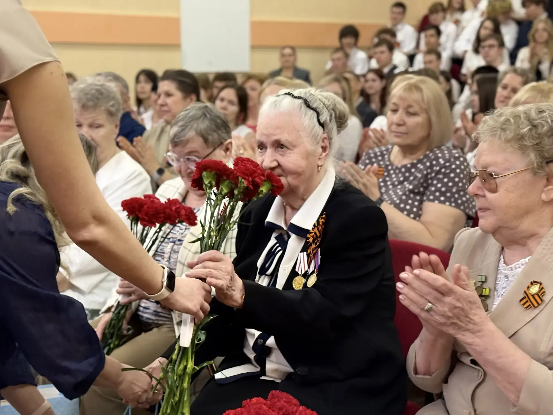 🗓️8 МАЯ | ПРАЗДНИЧНЫЙ КОНЦЕРТ | С Днем Победы! Фотоотчет с нашего праздничного концерта 📸🇷🇺  Это был