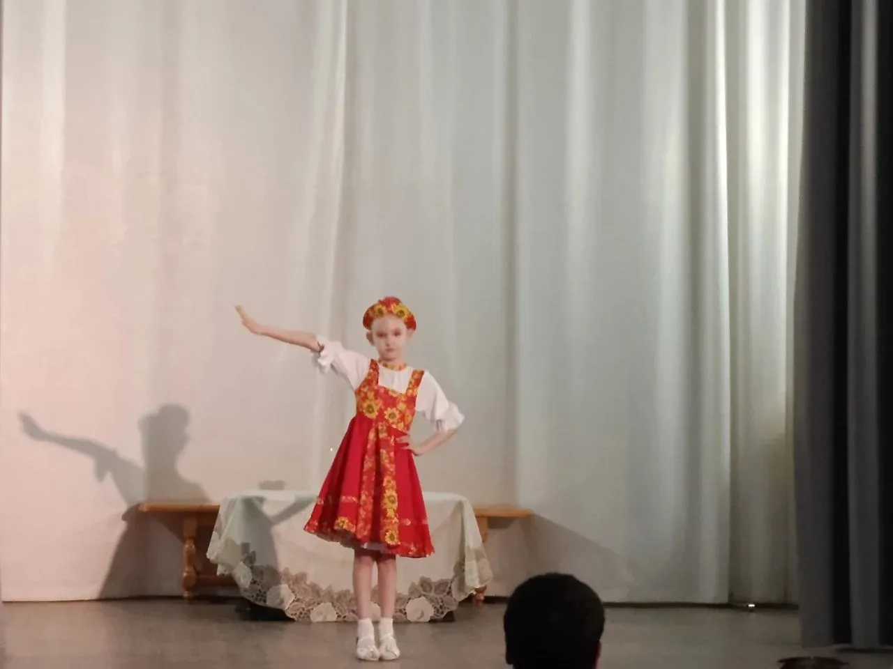 Сегодня состоялась премьера в школьном театре "Конфетти". Юные артисты, ученики 1А класса Центра обр