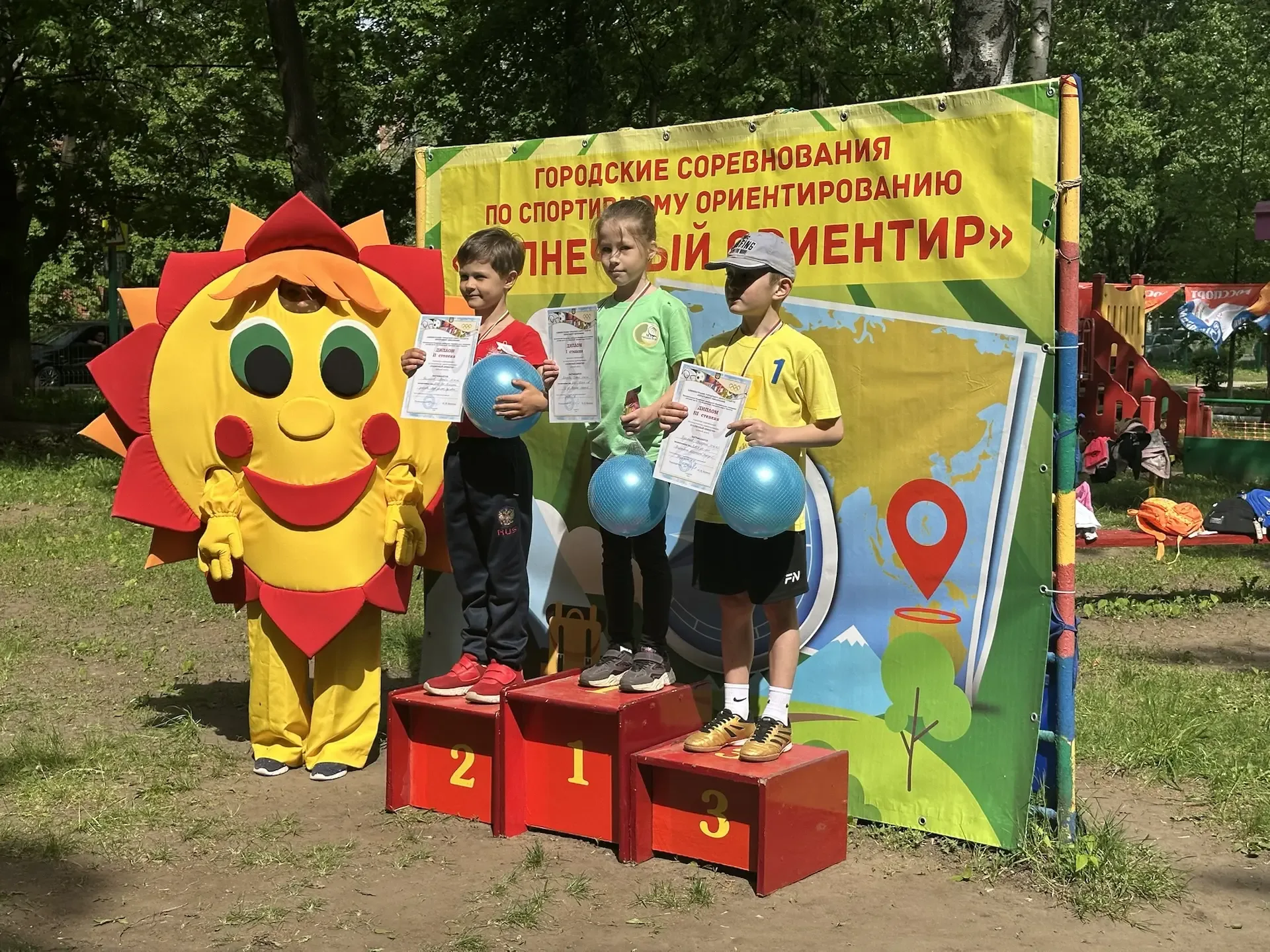 15 мая воспитанники 2 корпуса #tltschool26 под руководством инструктора по физической культуре Гусев
