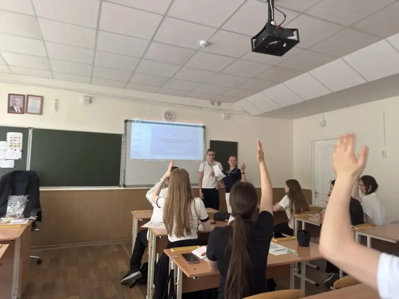 Всероссийская акция «Вместе в будущее»: мероприятие «Наследники пионерии» в формате игры «Крестики-н