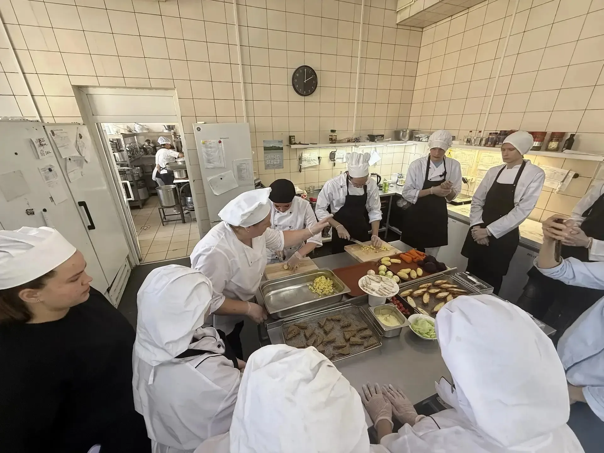 Экскурсия на АО «ФУД-Сервис» Центром карьеры «Сызранского политехнического колледжа» в рамках изучен