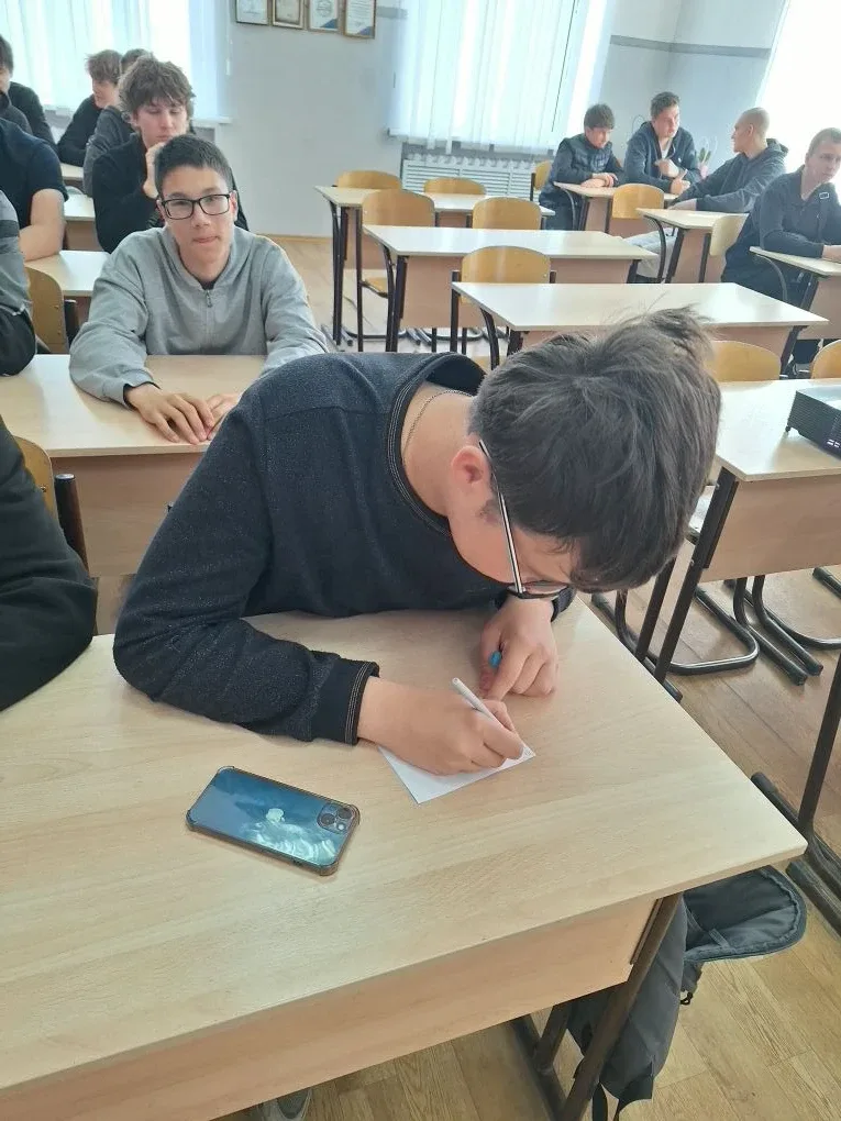 Квиз-игра по ПДД для велосипедистов и пользователей СИМ.  Продолжается областной акции по профилакти