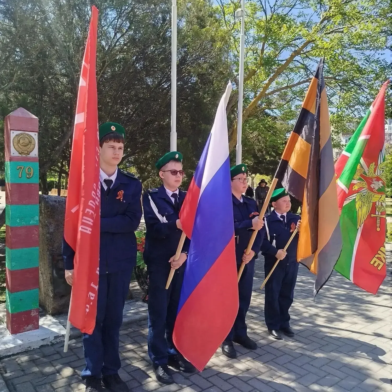 🇷🇺Поколение победителей передает эстафету памяти💫Живой урок мужества ко Дню Победы  В знак глубокого