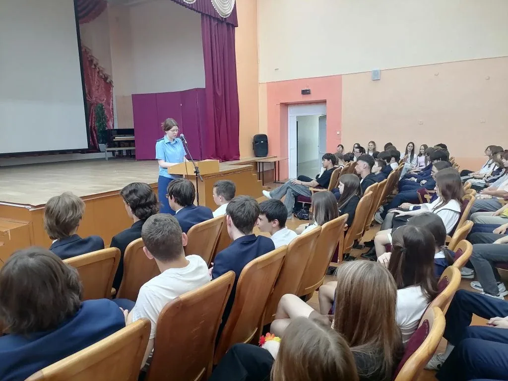 Помощник прокурора Елабуги Абубакирова Диана Айратовна провела для школьников лекцию о профилактике 