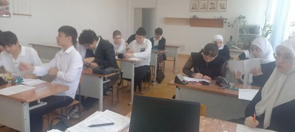 Практика на уроках физики: изучаем законы тока в 10 классе В нашей школе прошел открытый лабораторны