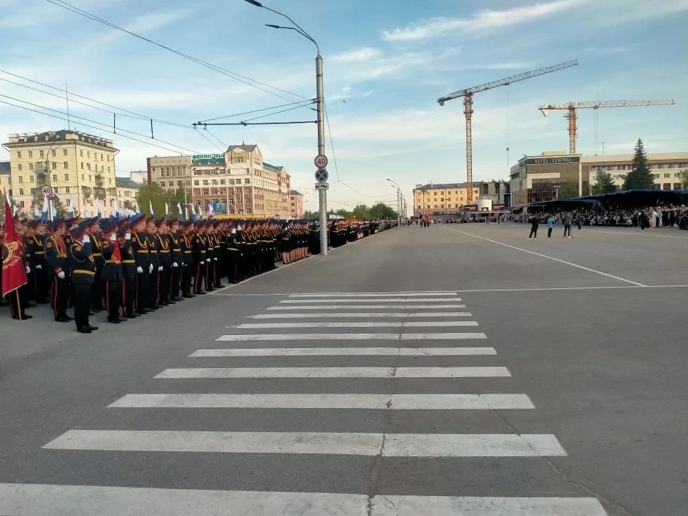 🎉 В честь Дня Победы школа №114 присоединилась к праздничным мероприятиям.  9 мая Барнаул стал центр