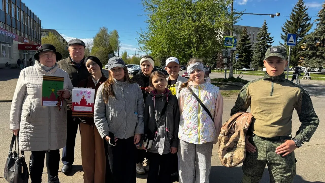 ПОЗДРАВЛЕНИЯ С ДНЁМ ПОБЕДЫ!   💐Волонтёрский отряд «Ты не один» ЦО №17 имени А.А. Герасимова не остал