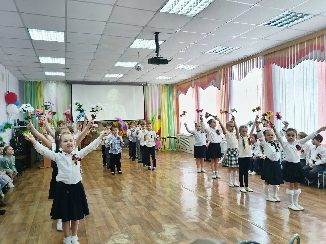 🎈День Победы в ЦРР! 🎈  Рассказ о мероприятиях ко Дню Победы в Образовательном комплексе «Классика» з