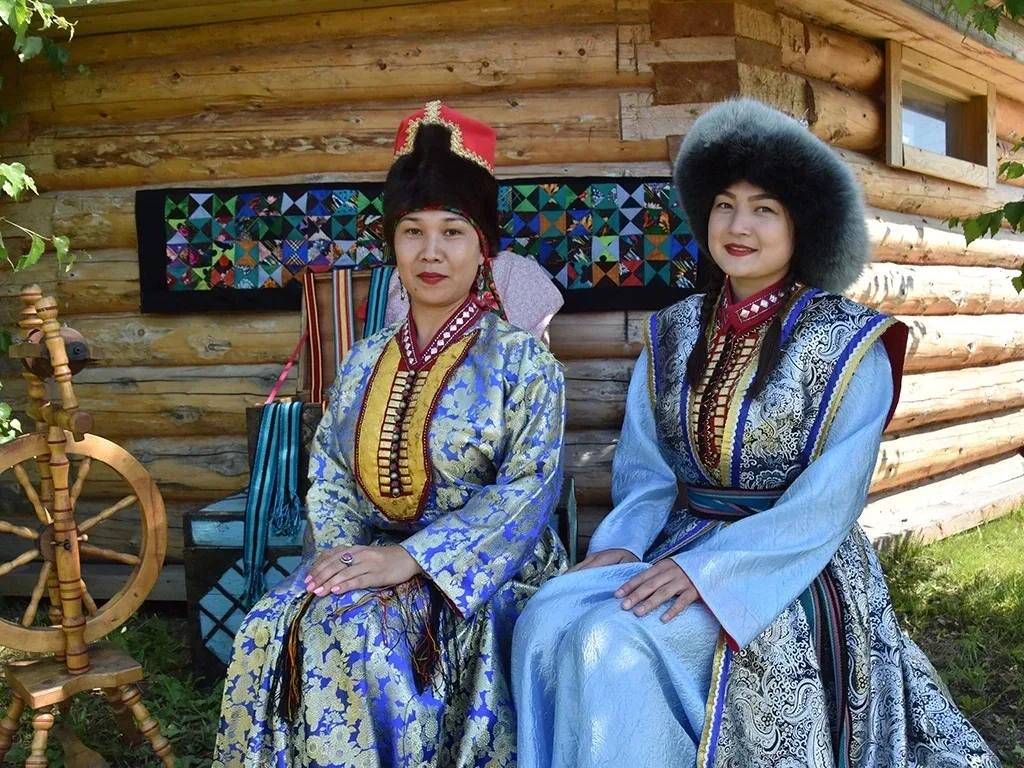 🇷🇺 Сегодня День коренных малочисленных народов России.  ❗ В Кузбассе в мире и согласии живут 135 нар