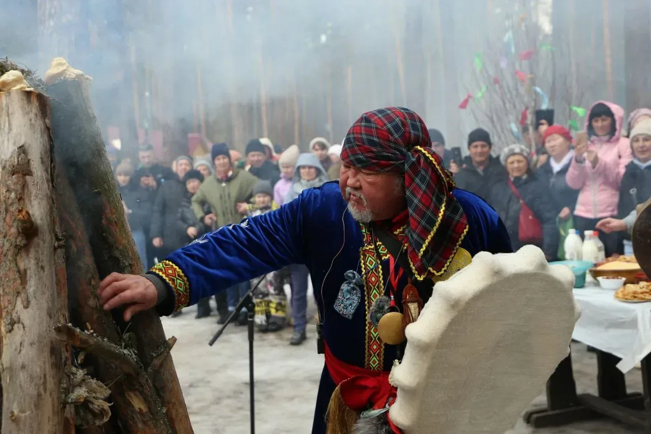 🇷🇺 Сегодня День коренных малочисленных народов России.  ❗ В Кузбассе в мире и согласии живут 135 нар