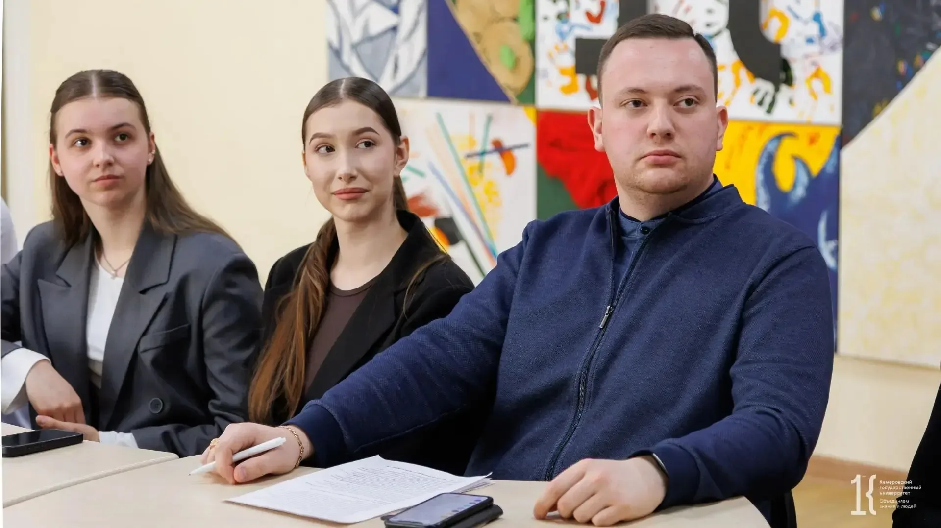 👥 Прошел круглый стол «Как привлечь молодых избирателей на выборы?»  🗳️ В рамках подготовки к будущи