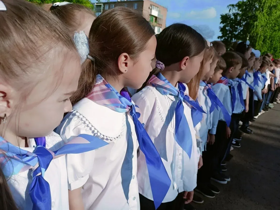 ⭐ Вместе мы — сила! Школьный слет в честь Дня детских общественных организаций! ⭐  В День детских об