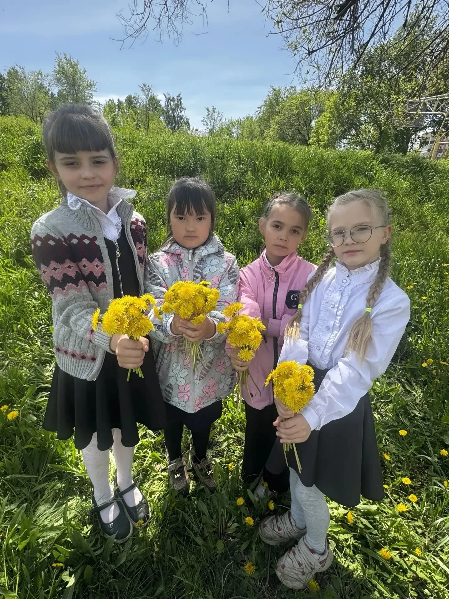 🌼🌿🌼ОДУВАНЧИКОВЫЙ КАЛЕЙДОСКОП 🌿🌼🌿🌼🌿 🌼🌿🌼🌿🌼🌿🌼🌿🌼🌿  Ребята из  1 «В» класса не смогли пройти мимо такого 