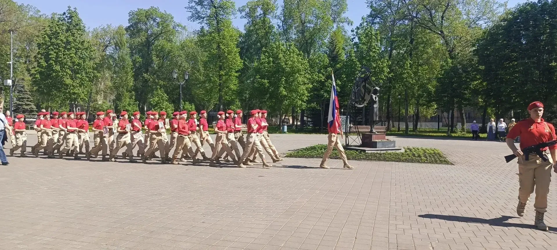 ✨ Сегодня — день памяти и гордости! ✨  📅В преддверии Великого дня Победы  наш парадный расчёт Промыш