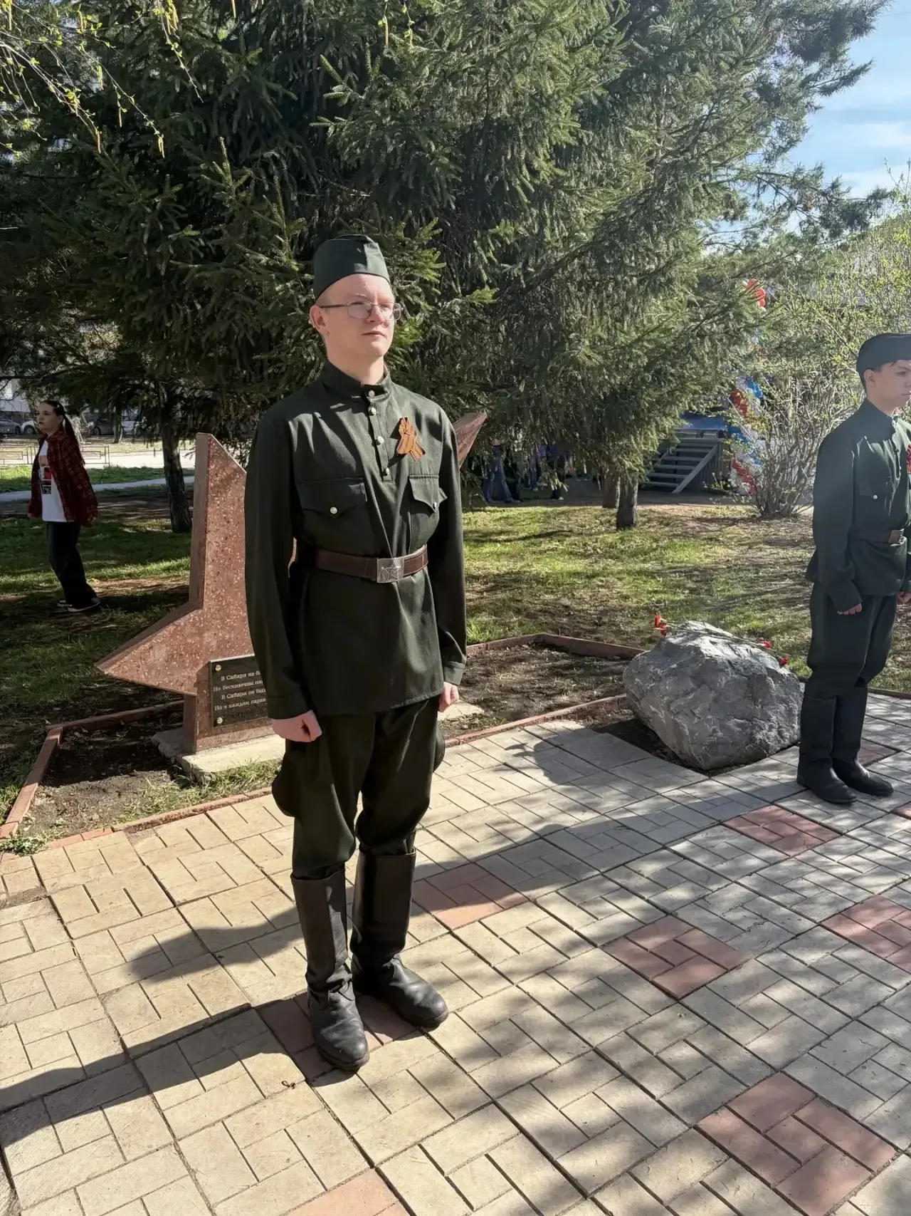 Праздник Памяти на Кораблике: Северо-Чемской чтит Великую Победу! 🎖️  По многолетней традиции, одно 