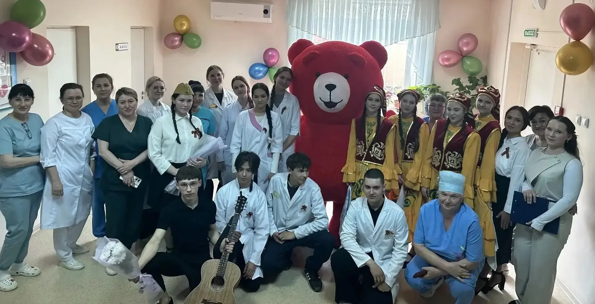 Сегодня в рамках празднования Международного дня медицинской сестры в Альметьевском филиале Республи